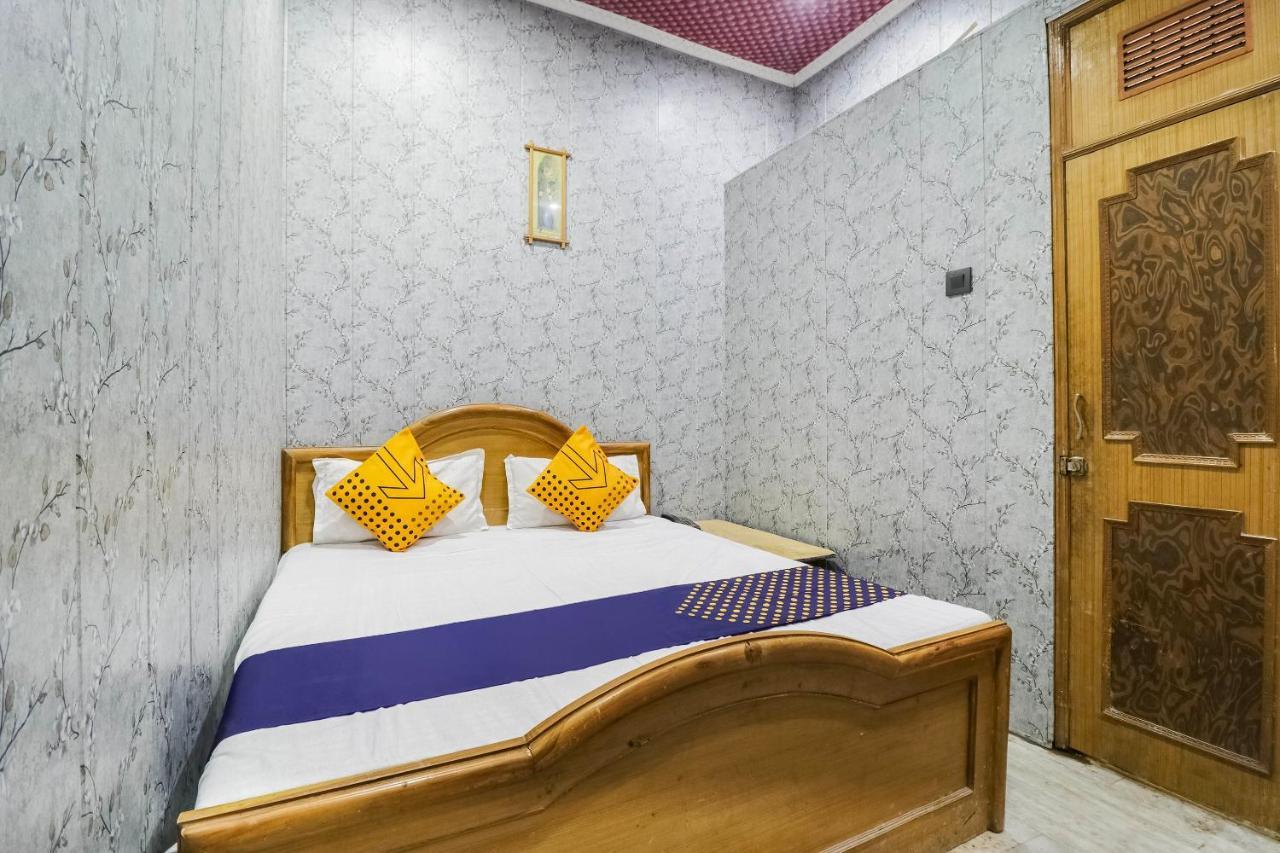 Spot On 65416 Hotel Classic Lakhnau Kültér fotó